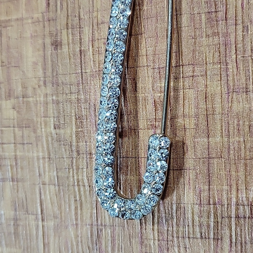 Vintage Rhinestone Crystal Brooch Pin - Picture 3 of 10